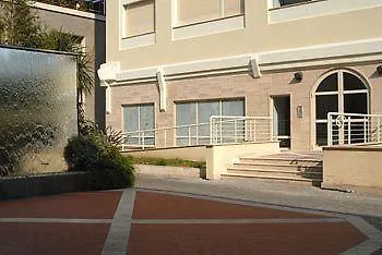 Lux Appartamenti Rome 2*,