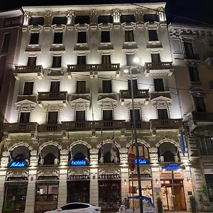 Mokinba King 4*, Milan Italy